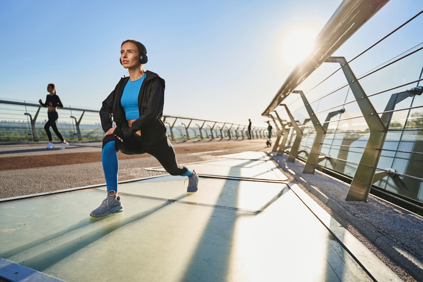 walking lunges