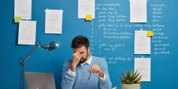 How to Reduce Digital Eye Strain and Keep Your Eyes Healthy